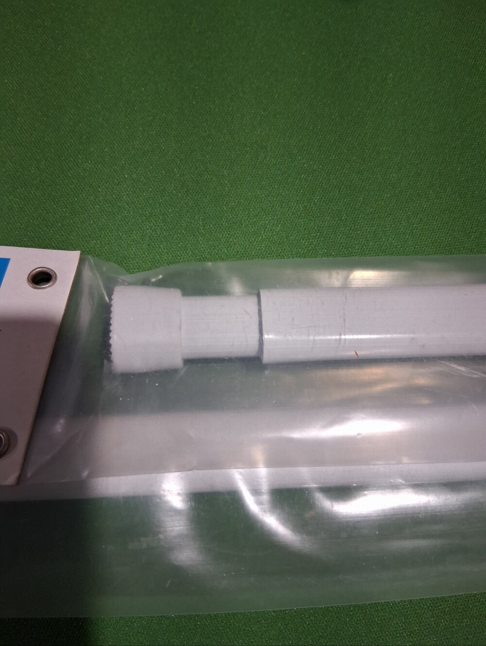 Set Of Curtain Rods - Picture 7 of 9